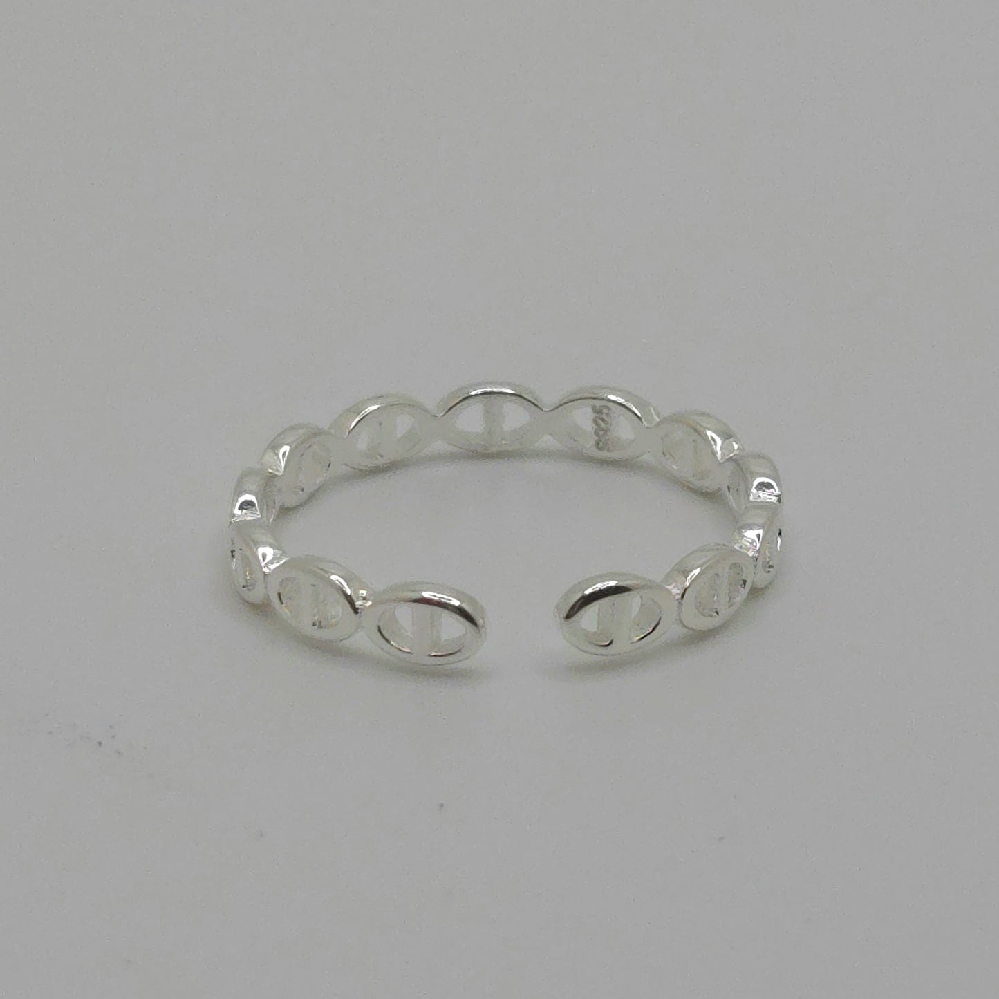 Theta Ring