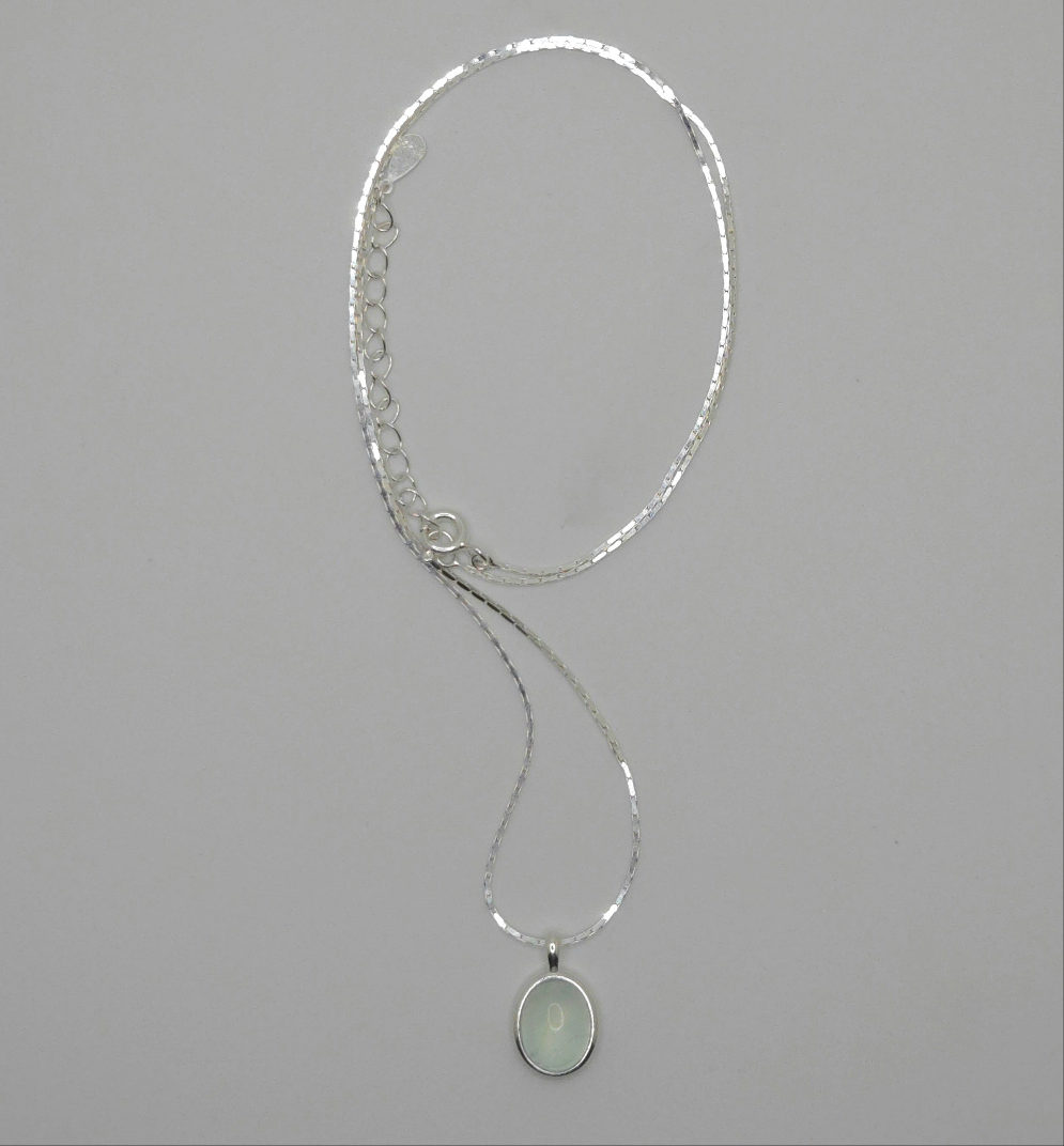 Aquamarine Stone Pendant Necklace.