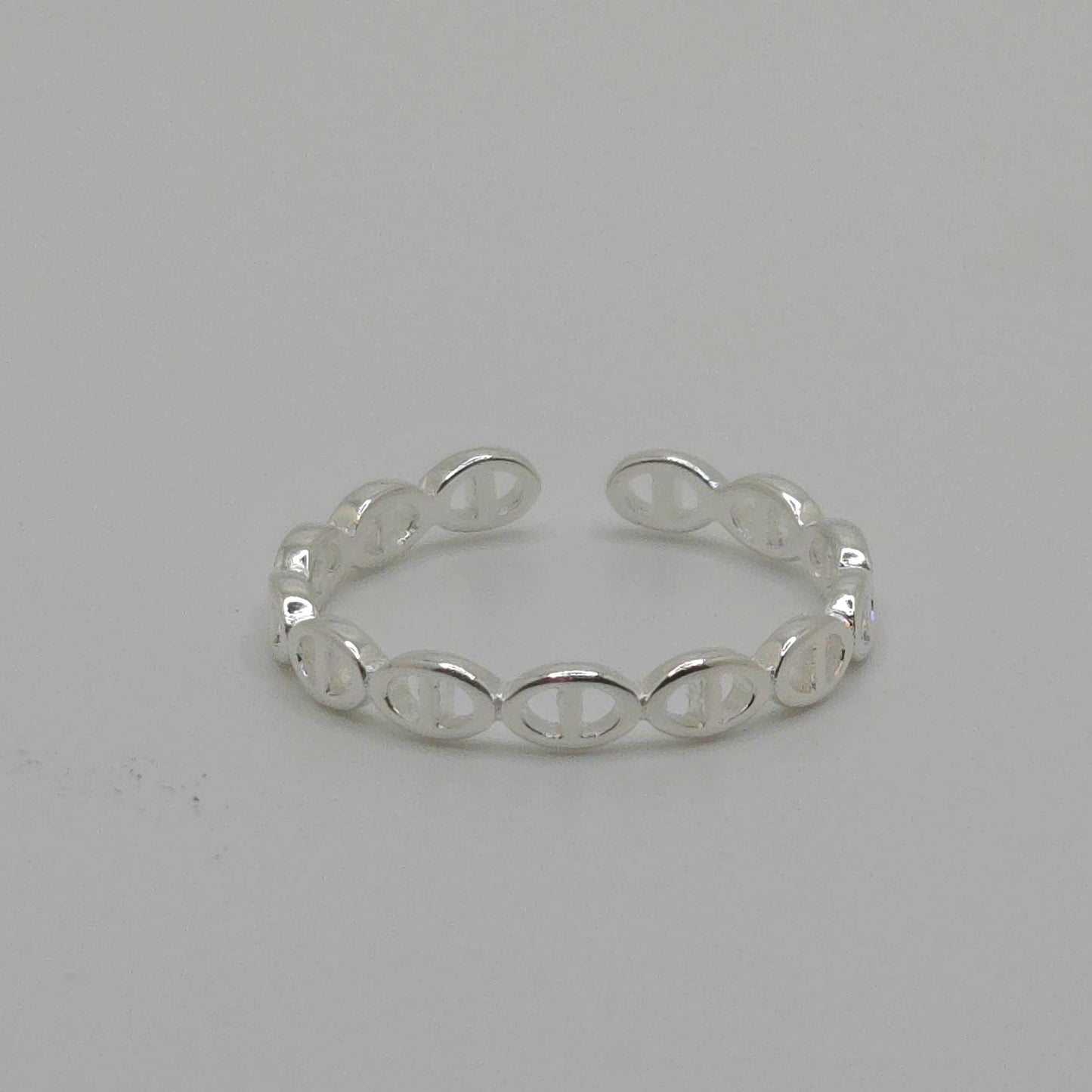 Theta Ring