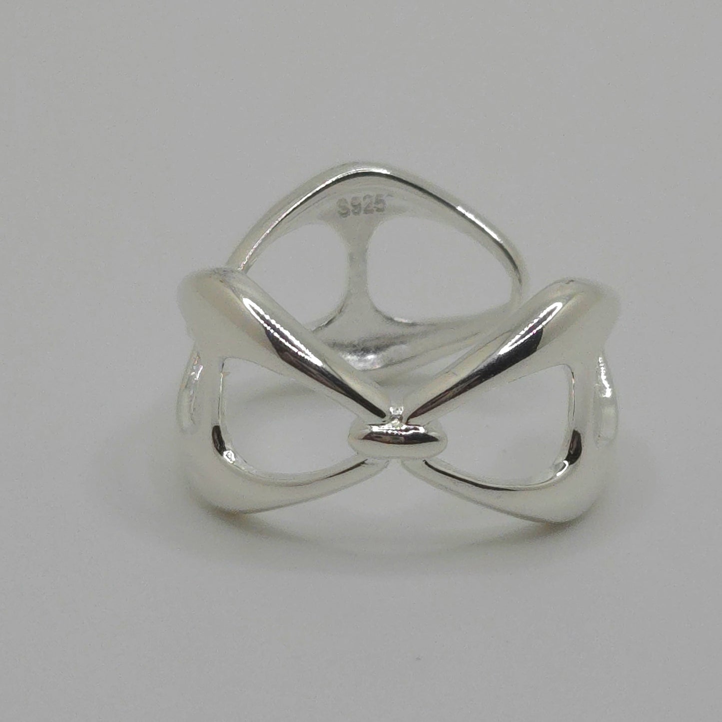 Big Theta Ring